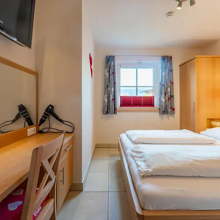 아파트 Arieke E10 카프룬