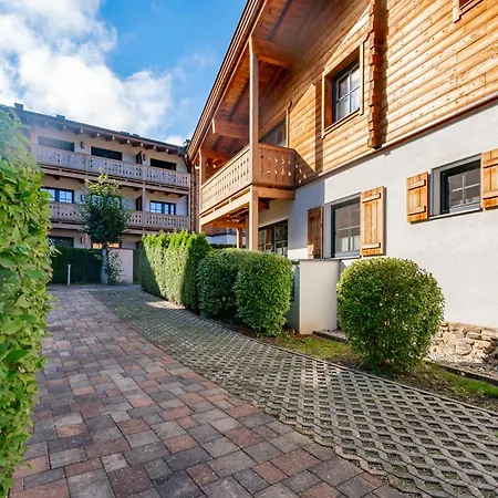 Apartament Arieke E10 *